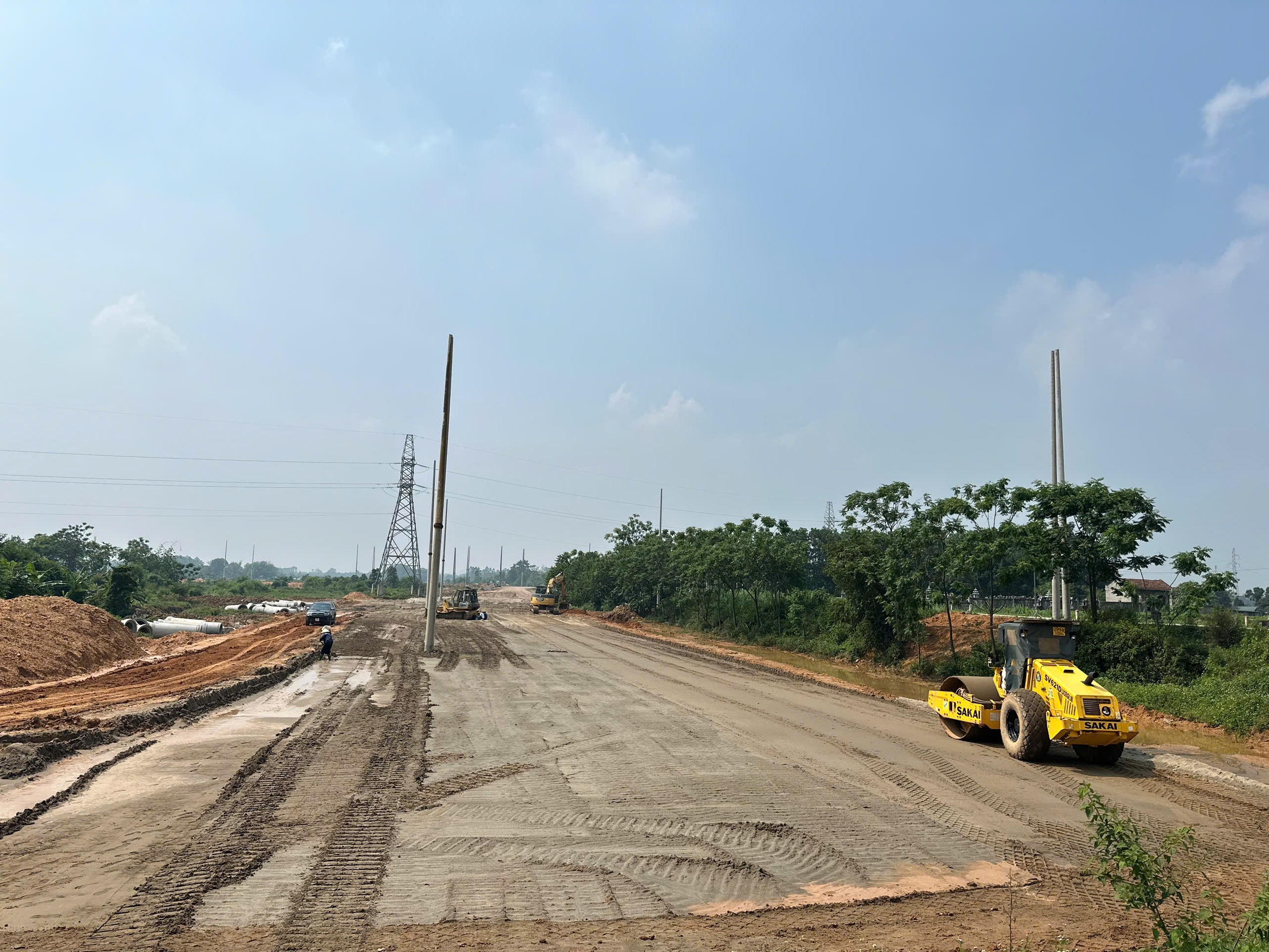 Vĩnh Phúc: Hoàn thiện hạ tầng khu công nghiệp, thu hút đầu tư- Ảnh 2. Vĩnh Phúc: Hoàn thiện hạ tầng khu công nghiệp, thu hút đầu tư- Ảnh 2.