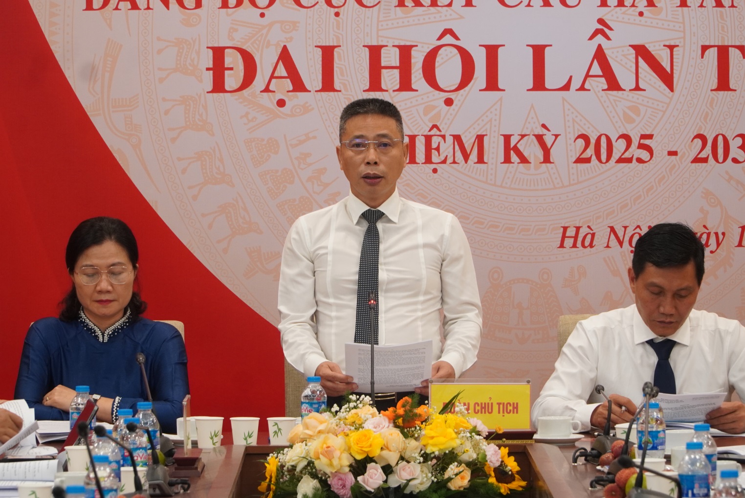 Cục Kết cấu hạ tầng xây dựng: Đoàn kết, nỗ lực hoàn thành các nhiệm vụ được giao- Ảnh 2. E:\Năm 2025\Tháng 6\Hình ảnh\ĐH Cục Hạ tầng\DSC01084.JPG