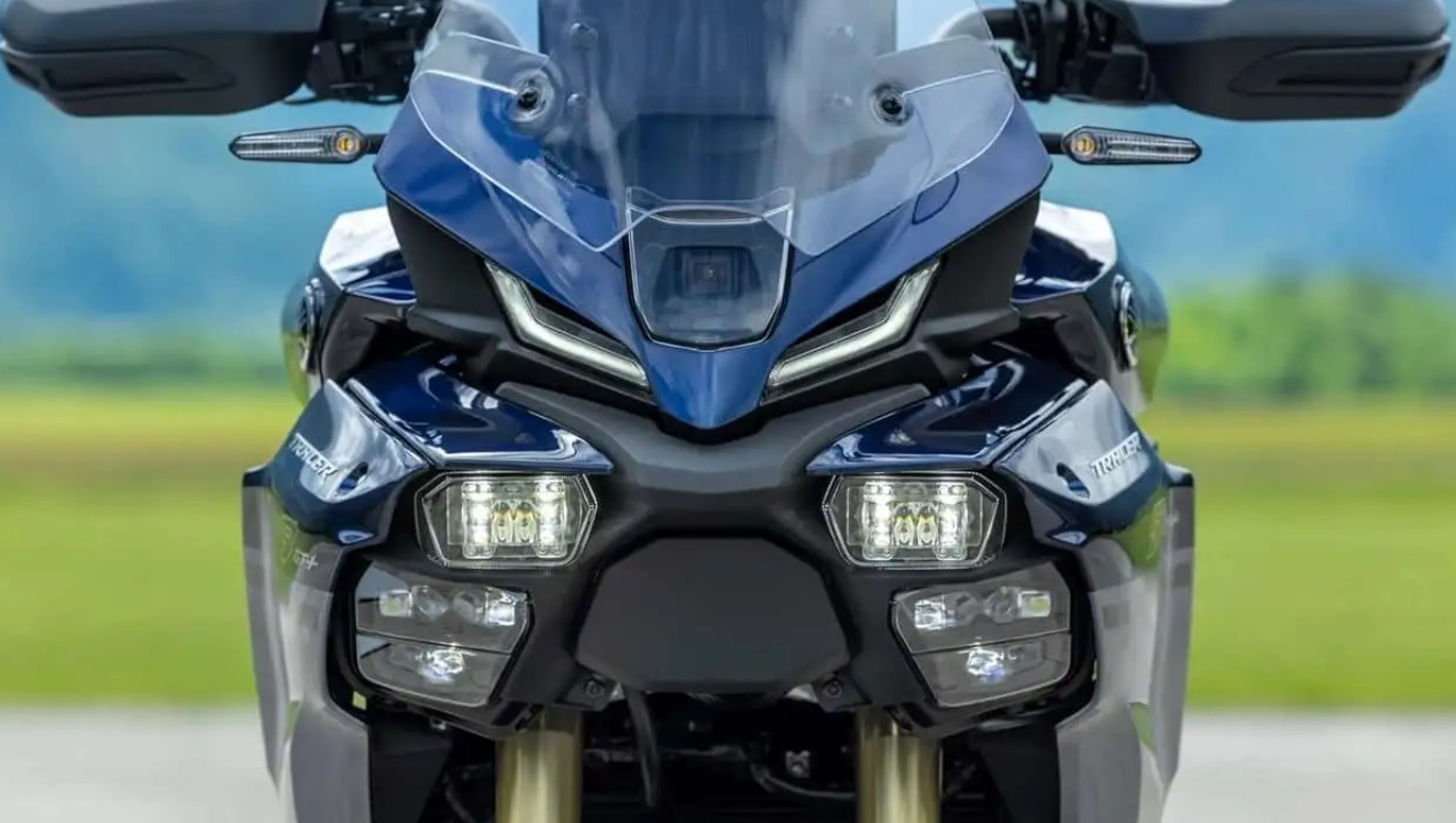 Công nghệ đèn LED ma trận đã có trên Yamaha Tracer 9- Ảnh 1. Công nghệ đèn LED ma trận đã có trên Yamaha Tracer 9- Ảnh 1.