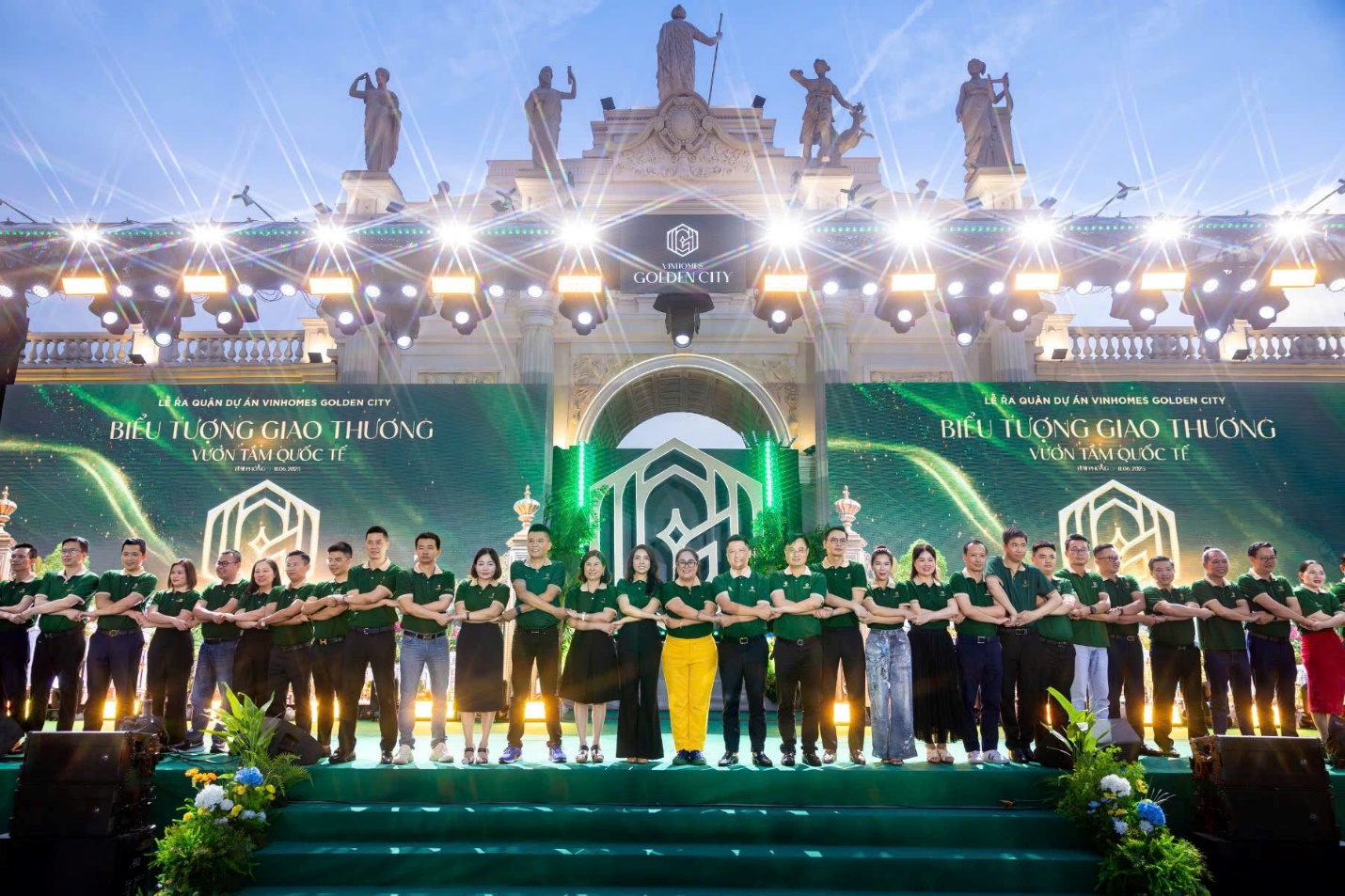 Tân Hương Phát ghi dấu ấn tại sự kiện Kick-off Vinhomes Golden City- Ảnh 2. Tân Hương Phát ghi dấu ấn tại sự kiện Kick-off Vinhomes Golden City- Ảnh 2.