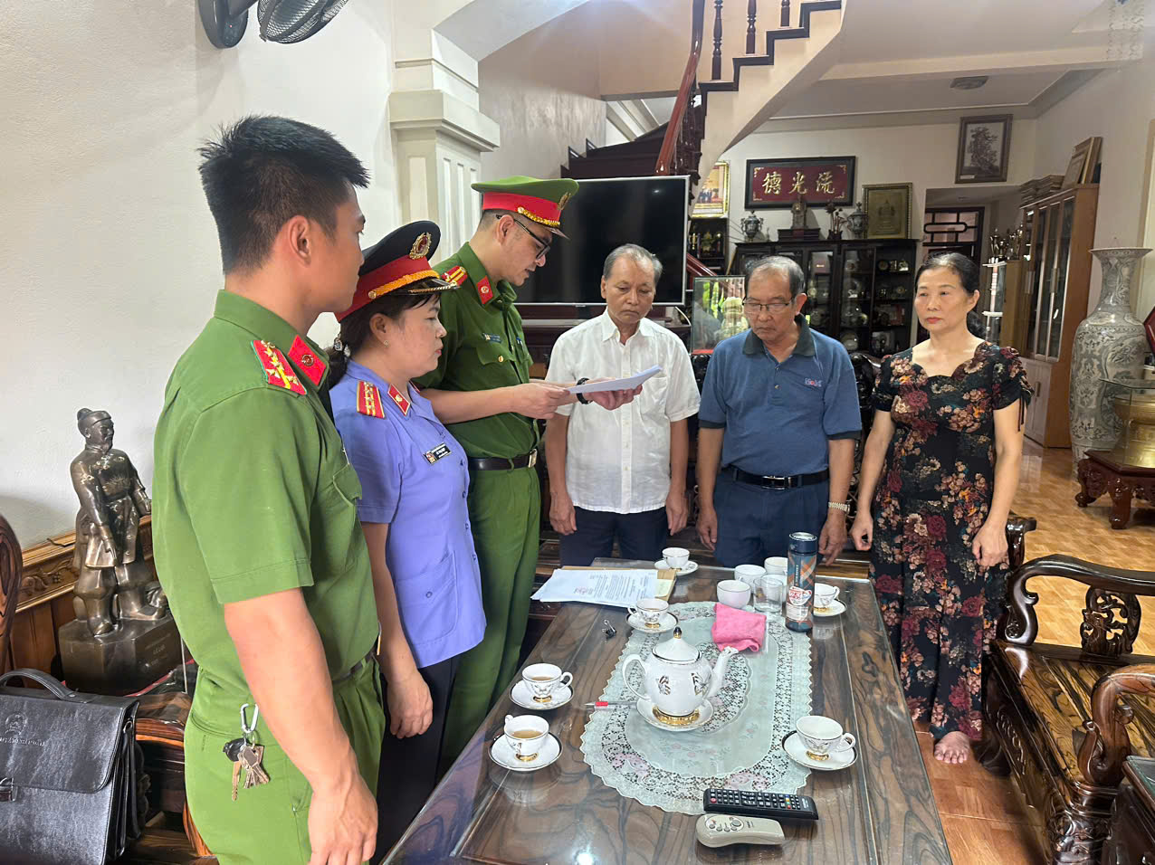 Khởi tố cựu Phó chủ tịch tỉnh Thanh Hóa- Ảnh 1. Khởi tố cựu Phó chủ tịch tỉnh Thanh Hóa- Ảnh 1.