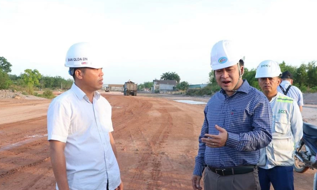 Phân công Phó chủ tịch tỉnh Đồng Nai điều hành hoạt động của Ban QLDA đầu tư xây dựng tỉnh- Ảnh 1. Phân công Phó chủ tịch tỉnh Đồng Nai điều hành hoạt động của Ban QLDA đầu tư xây dựng tỉnh- Ảnh 1.