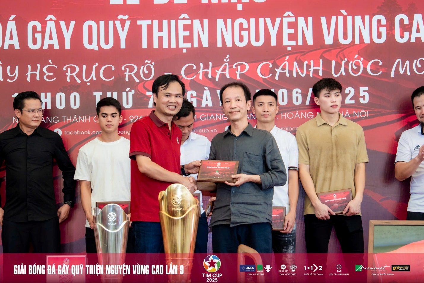 Bế mạc giải bóng đá thiện nguyện TIM CUP 2025- Ảnh 6. Bế mạc giải bóng đá thiện nguyện TIM CUP 2025- Ảnh 6.