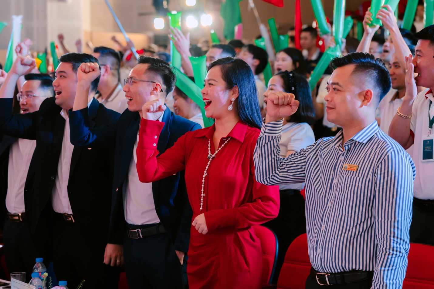 Western Holdings: Vươn mình mạnh mẽ, khẳng định vị thế trên bản đồ thị trường bất động sản- Ảnh 2. Western Holdings: Vươn mình mạnh mẽ, khẳng định vị thế trên bản đồ thị trường bất động sản- Ảnh 2.