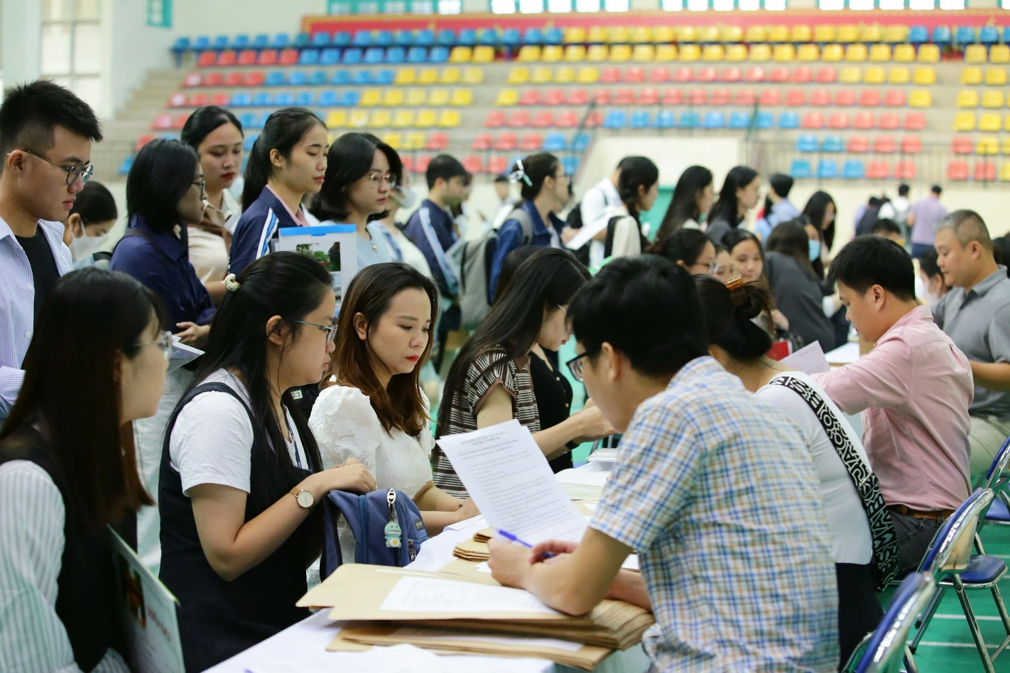 18.000 thí sinh biết điểm thi đánh giá năng lực ĐH Sư phạm Hà Nội- Ảnh 1. 18.000 thí sinh biết điểm thi đánh giá năng lực ĐH Sư phạm Hà Nội- Ảnh 1.
