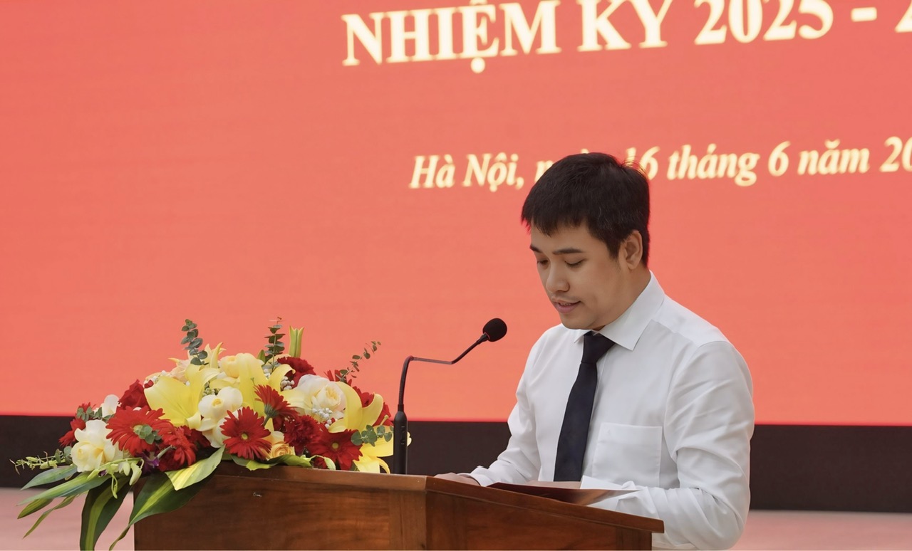 Thứ trưởng Nguyễn Danh Huy: Báo Xây dựng sau hợp nhất phải đoàn kết, vượt thách thức- Ảnh 4. Thứ trưởng Nguyễn Danh Huy: Báo Xây dựng sau hợp nhất phải đoàn kết, vượt thách thức- Ảnh 4.