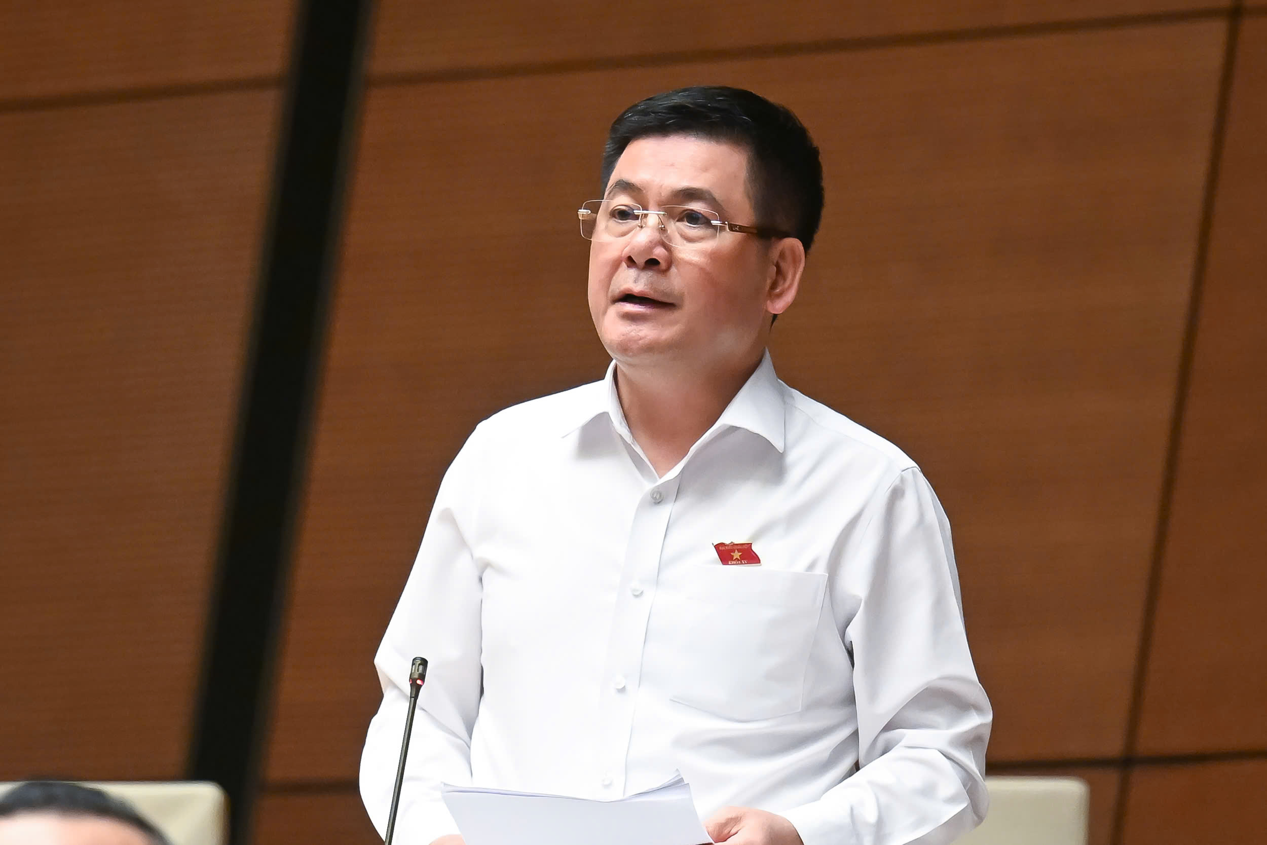 Bộ trưởng Công thương nêu tình trạng cán bộ thoái hóa, tiếp tay cho hàng giả, hàng nhái- Ảnh 1. Bộ trưởng Công thương nêu tình trạng cán bộ thoái hóa, tiếp tay cho hàng giả, hàng nhái- Ảnh 1.