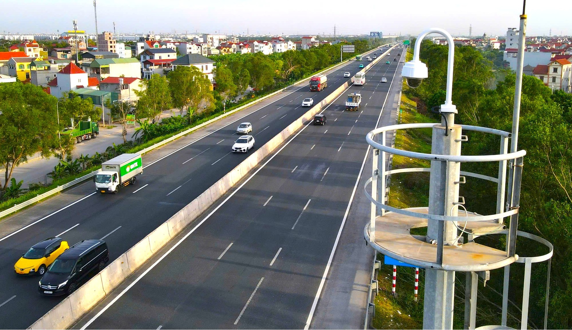 Bộ Xây dựng ra "tối hậu thư" hoàn thành hệ thống giao thông thông minh cao tốc- Ảnh 1. Bộ Xây dựng ra "tối hậu thư" hoàn thành hệ thống giao thông thông minh cao tốc- Ảnh 1.