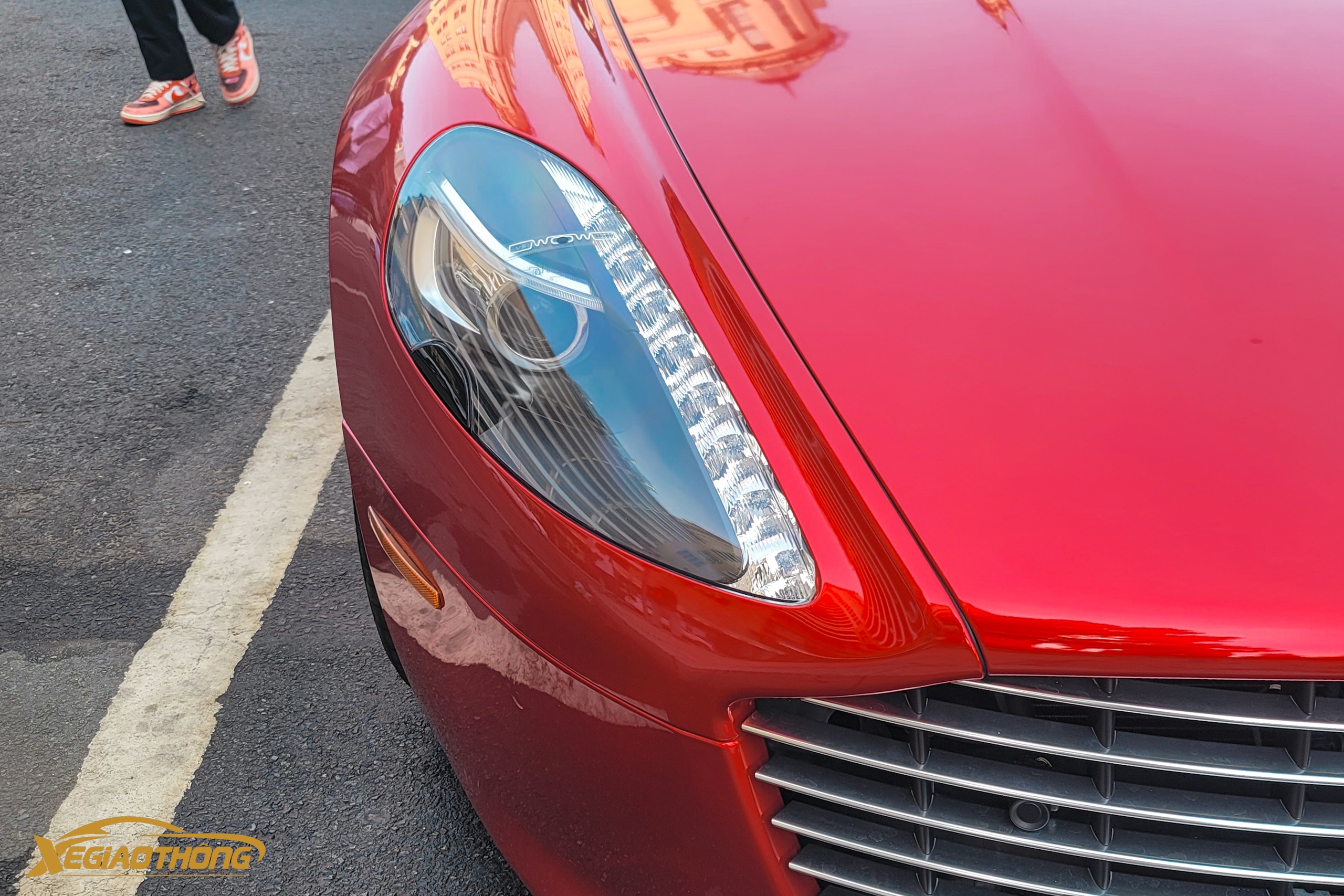 Cận cảnh siêu xe hàng hiếm Aston Martin Rapide tại Việt Nam- Ảnh 9. Cận cảnh siêu xe hàng hiếm Aston Martin Rapide tại Việt Nam- Ảnh 9.