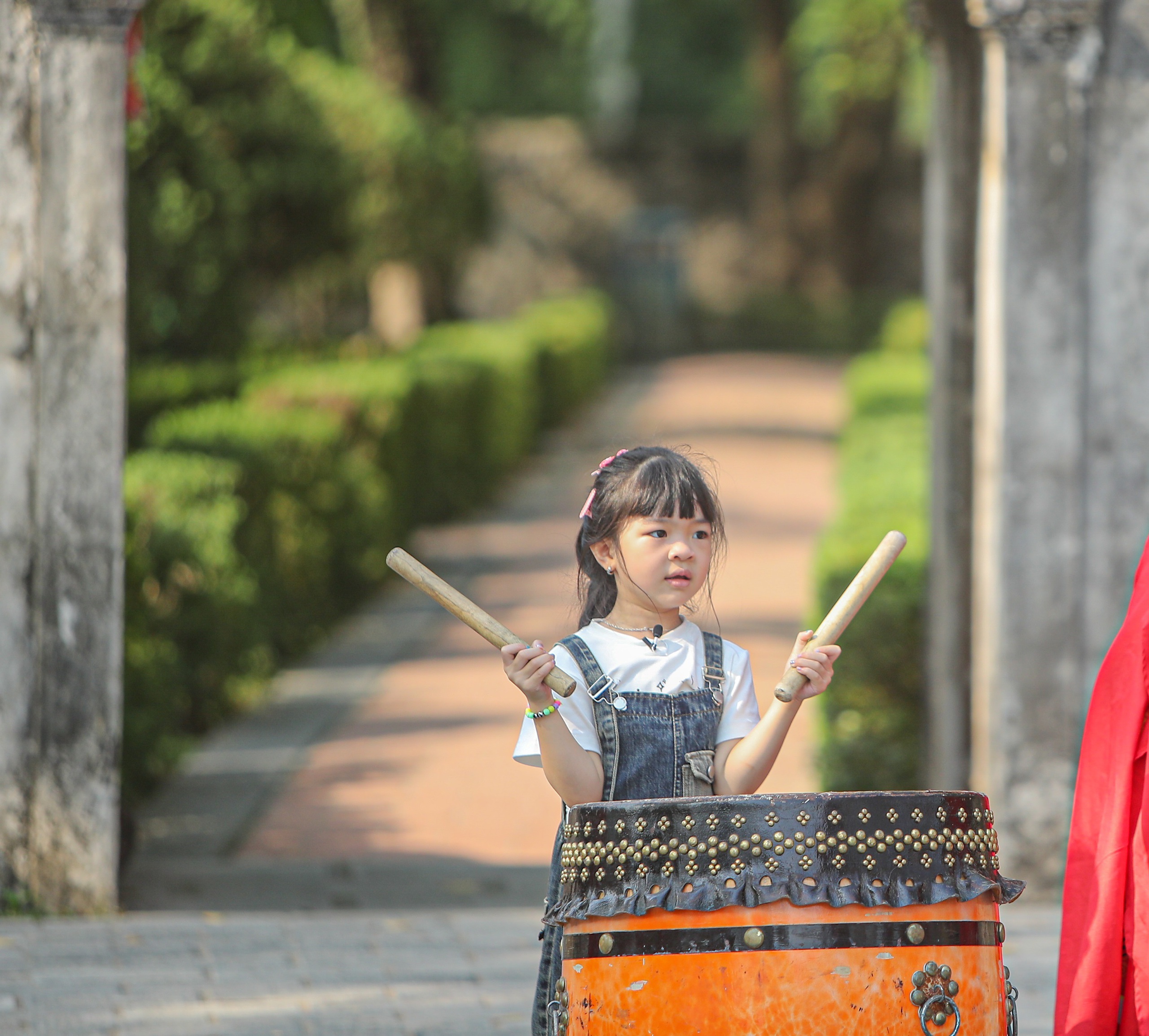 Diễn viên Duy Hưng, Trung Ruồi lần đầu lên sới vật- Ảnh 7. Diễn viên Duy Hưng, Trung Ruồi lần đầu lên sới vật- Ảnh 7.