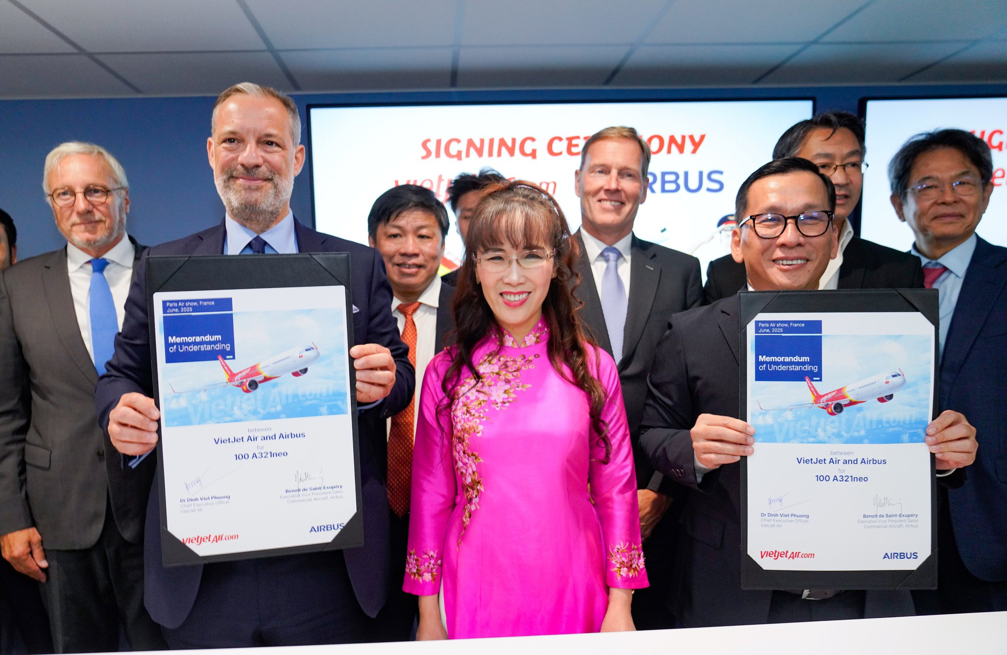 Vietjet tiếp tục công bố đơn hàng khủng: 100 máy bay Airbus- Ảnh 1. Vietjet tiếp tục công bố đơn hàng khủng: 100 máy bay Airbus- Ảnh 1.