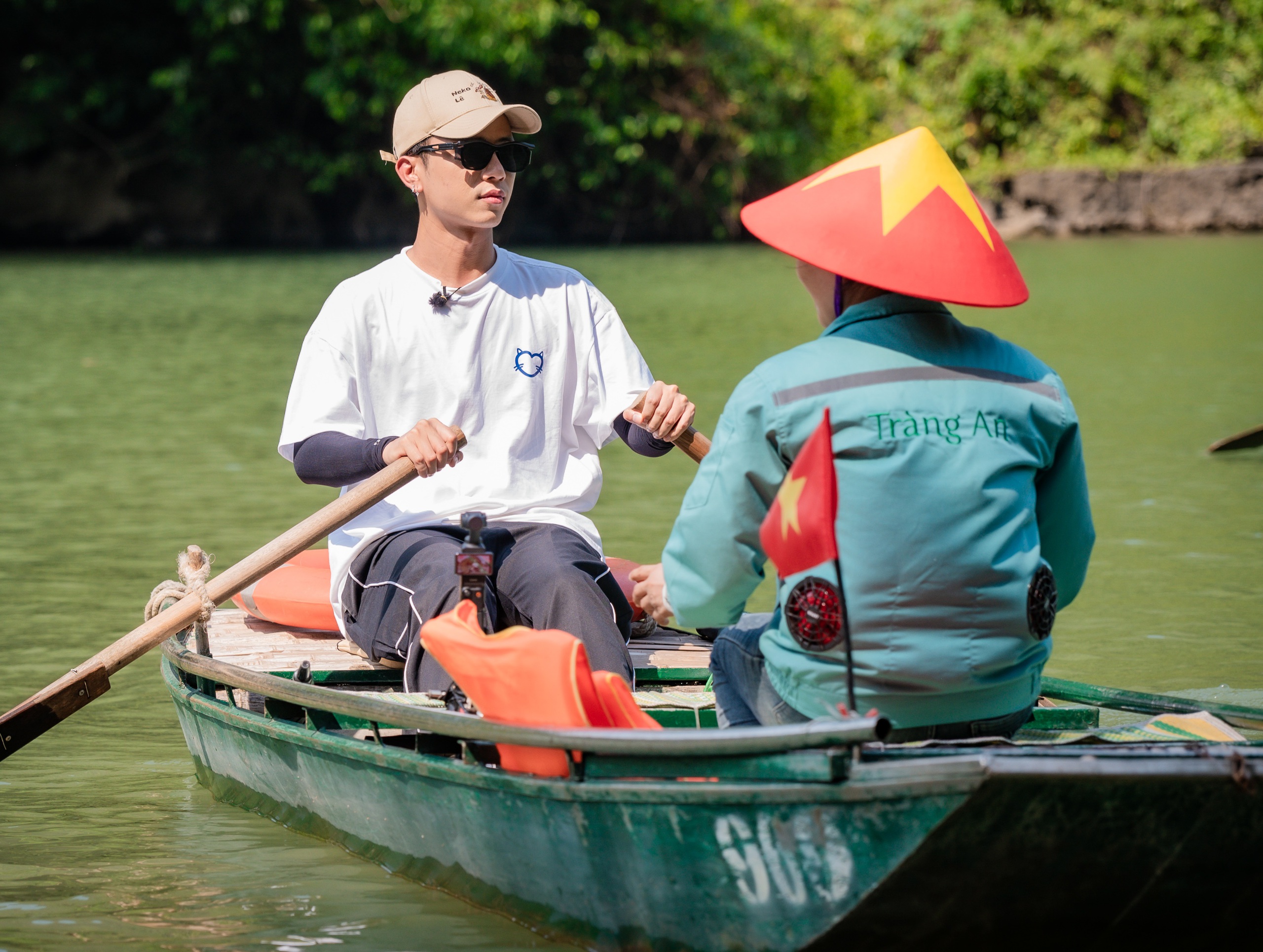 Diễn viên Duy Hưng, Trung Ruồi lần đầu lên sới vật- Ảnh 5. Diễn viên Duy Hưng, Trung Ruồi lần đầu lên sới vật- Ảnh 5.