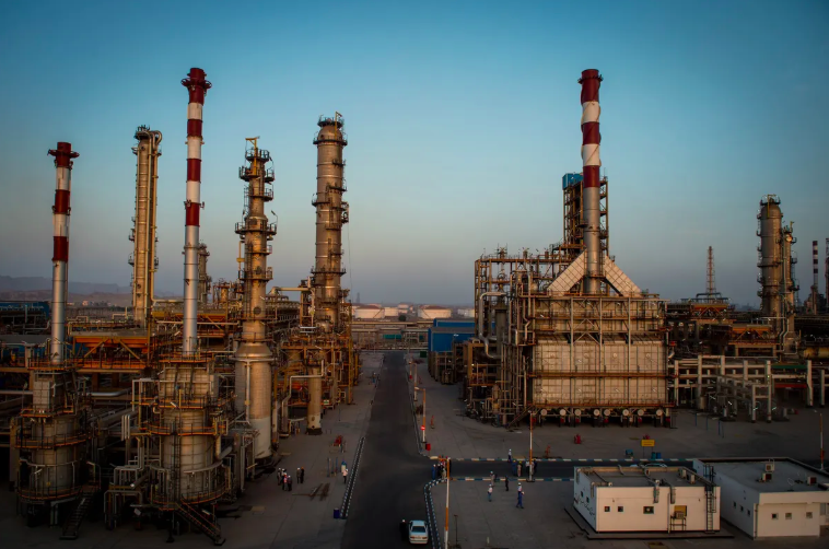 Triển vọng giá dầu thế giới trong "tâm bão" xung đột Israel - Iran- Ảnh 2. Triển vọng giá dầu thế giới trong "tâm bão" xung đột Israel - Iran- Ảnh 2.