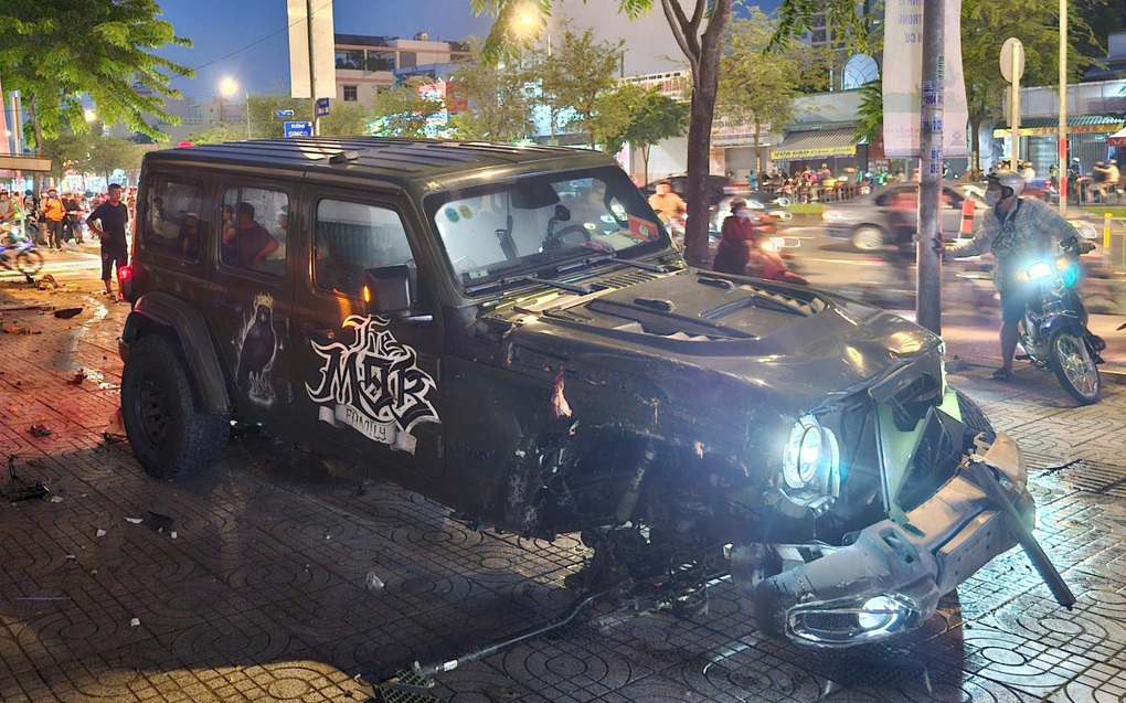 TP.HCM: Đề nghị xử lý nghiêm vụ xe Jeep gây tai nạn liên hoàn khiến hai mẹ con tử vong