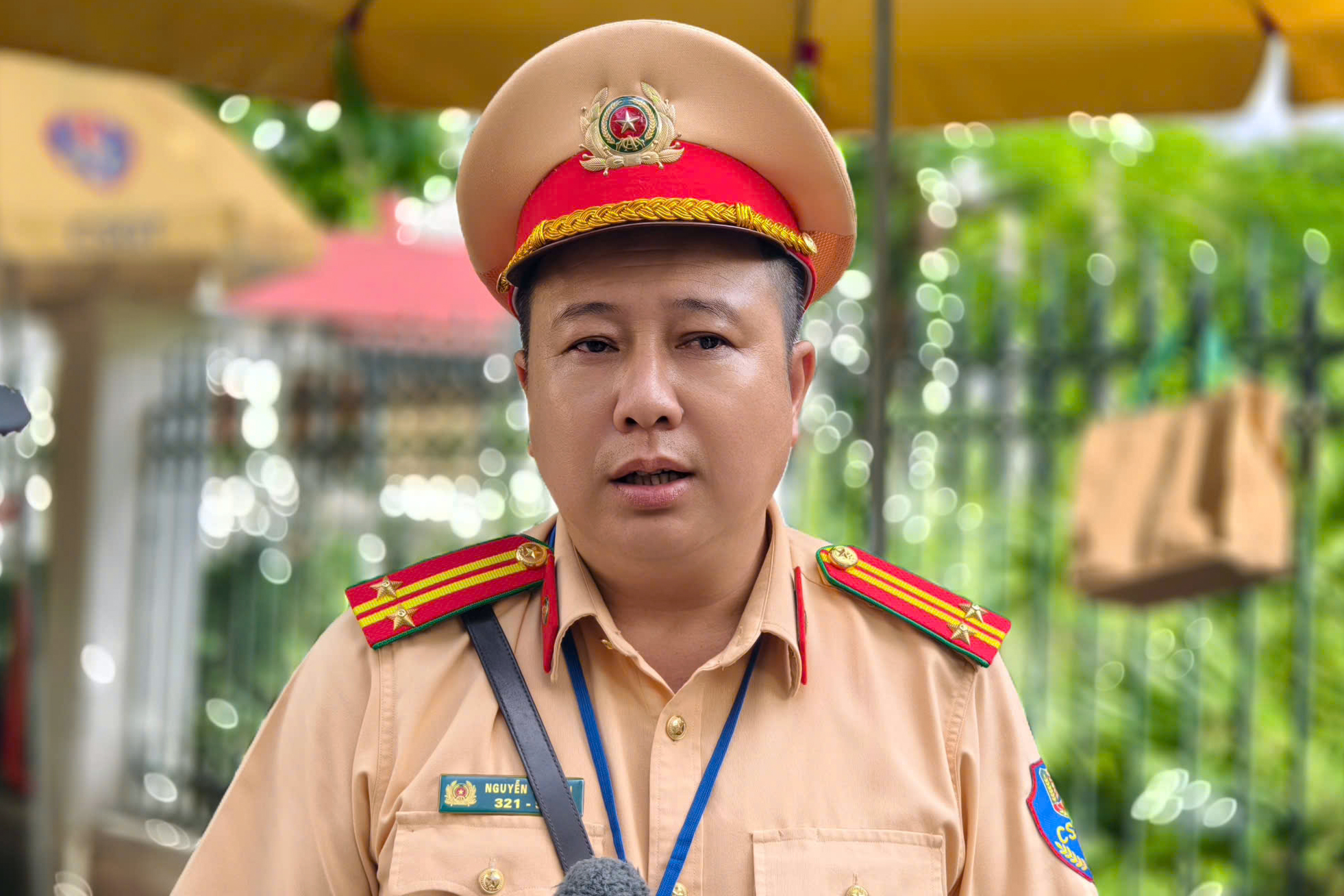 Vi phạm nồng độ cồn kịch khung, người đi xe đạp trần tình "chỉ uống 3 cốc bia"- Ảnh 9. Vi phạm nồng độ cồn kịch khung, người đi xe đạp trần tình "chỉ uống 3 cốc bia"- Ảnh 9.
