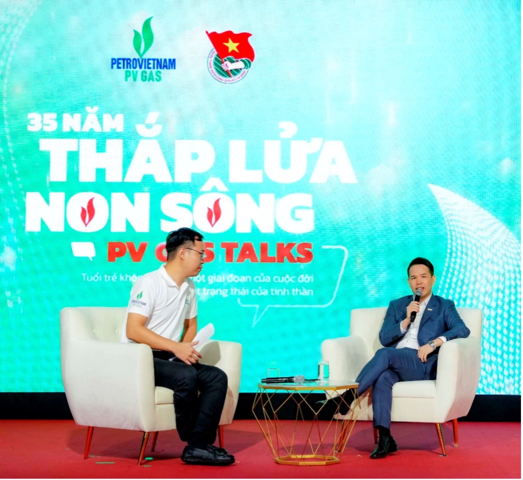 PV GAS Talks “35 năm - Thắp lửa non sông”: Hành trình kết nối và giữ lửa nhiệt huyết- Ảnh 4. PV GAS Talks “35 năm - Thắp lửa non sông”: Hành trình kết nối và giữ lửa nhiệt huyết- Ảnh 4.