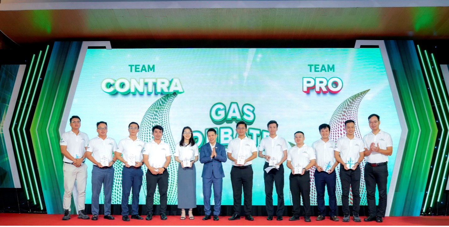 PV GAS Talks “35 năm - Thắp lửa non sông”: Hành trình kết nối và giữ lửa nhiệt huyết- Ảnh 5. PV GAS Talks “35 năm - Thắp lửa non sông”: Hành trình kết nối và giữ lửa nhiệt huyết- Ảnh 5.