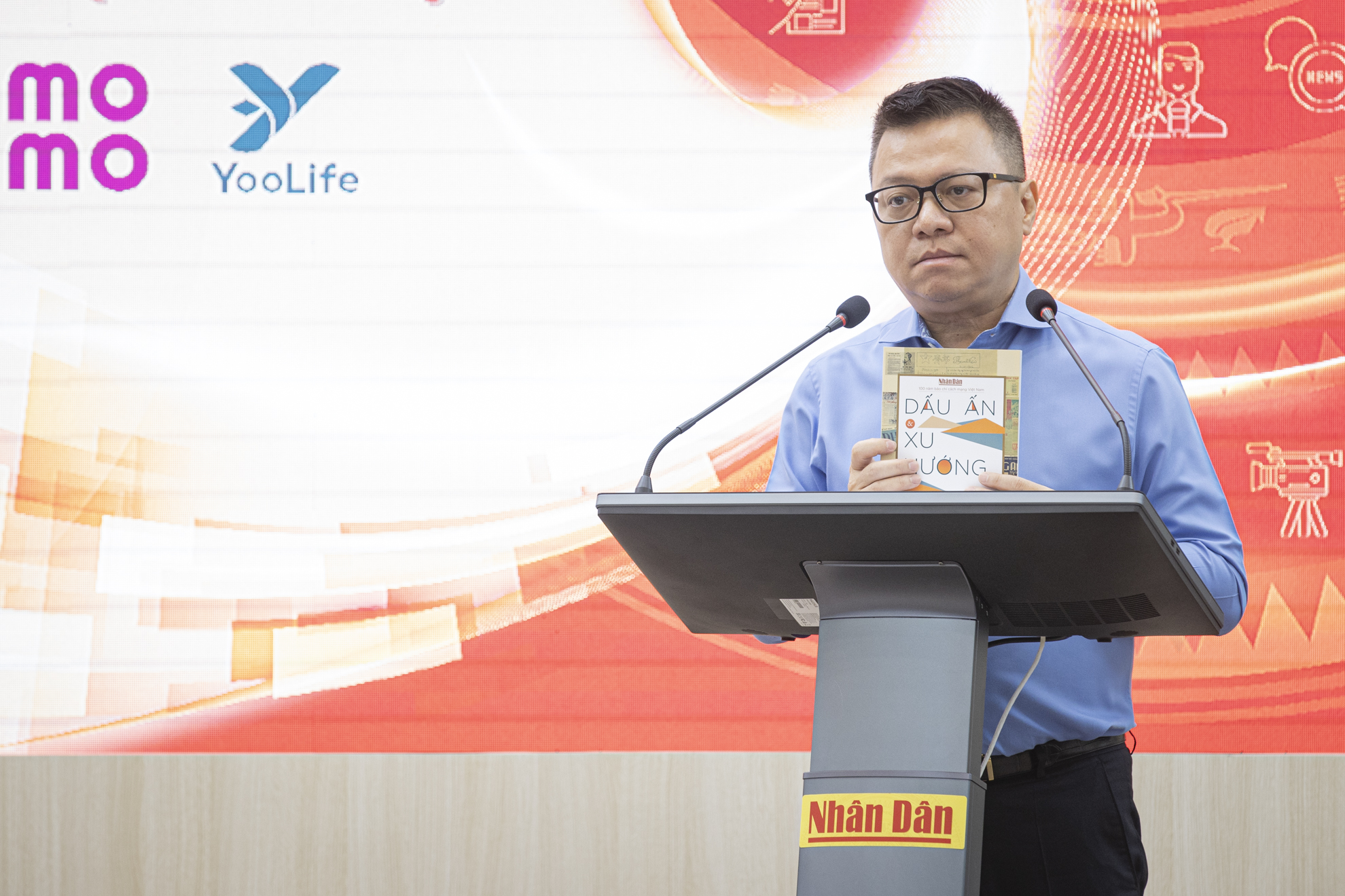 Ra mắt sách "Những bài viết về văn hóa, báo chí của Bác Hồ trên Báo Nhân Dân"- Ảnh 5. Ra mắt sách "Những bài viết về văn hóa, báo chí của Bác Hồ trên Báo Nhân Dân"- Ảnh 5.