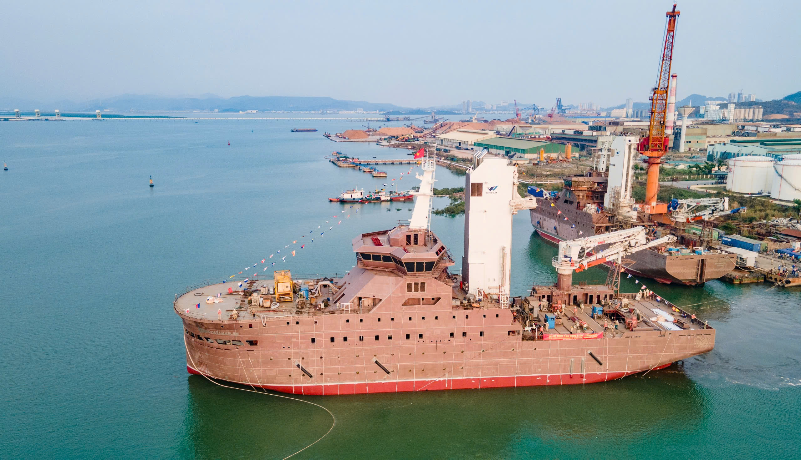 Đảng bộ Tổng công ty Công nghiệp tàu thủy đoàn kết, đổi mới, nâng cao hiệu quả công tác- Ảnh 1. Đảng bộ Tổng công ty Công nghiệp tàu thủy đoàn kết, đổi mới, nâng cao hiệu quả công tác- Ảnh 1.