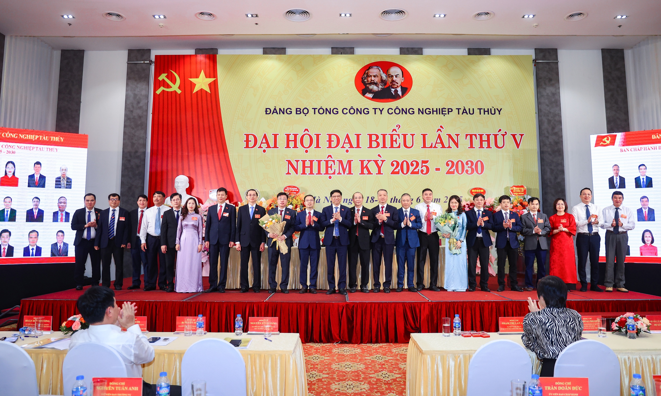 Đảng bộ SBIC cần tập trung tái cơ cấu, hướng tới mục tiêu phát triển bền vững- Ảnh 2. Đảng bộ SBIC cần tập trung tái cơ cấu, hướng tới mục tiêu phát triển bền vững- Ảnh 2.