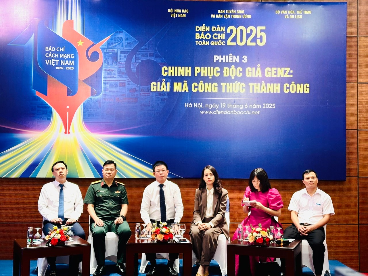 Tư duy kiến tạo - Bản lĩnh lãnh đạo - Khát vọng chinh phục Gen Z- Ảnh 3. Tư duy kiến tạo - Bản lĩnh lãnh đạo - Khát vọng chinh phục Gen Z- Ảnh 3.