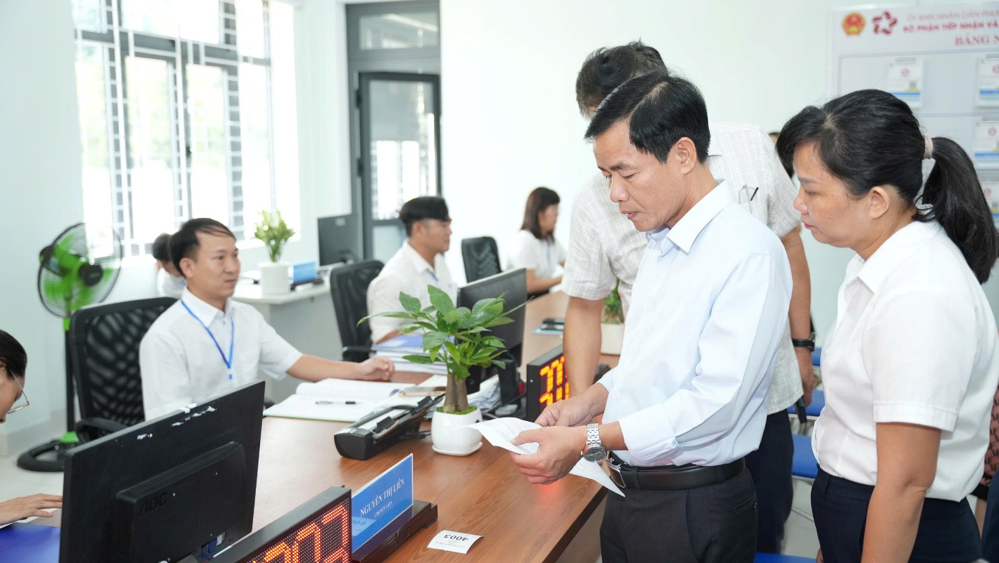 Nhiều tỉnh, thành vận hành thử mô hình chính quyền địa phương hai cấp- Ảnh 1. Nhiều tỉnh, thành vận hành thử mô hình chính quyền địa phương hai cấp- Ảnh 1.