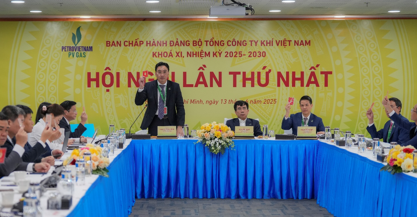 Đại hội Đảng bộ PV GAS: Giữ vững vị thế số 1 ngành năng lượng khí Việt Nam- Ảnh 4. Đại hội Đảng bộ PV GAS: Giữ vững vị thế số 1 ngành năng lượng khí Việt Nam- Ảnh 4.