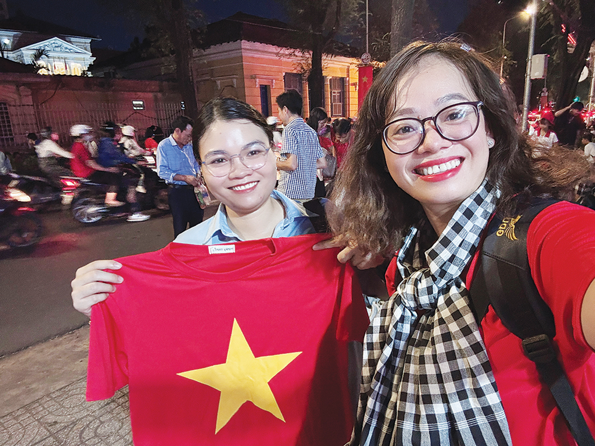 Hậu trường tác nghiệp Đại lễ 30/4- Ảnh 3. Hậu trường tác nghiệp Đại lễ 30/4- Ảnh 3.