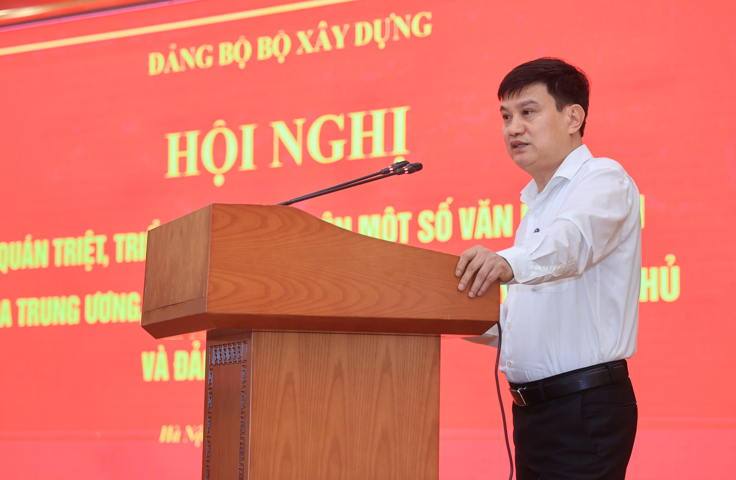 Đảng bộ Bộ Xây dựng quán triệt các văn bản mới của Đảng, Nhà nước- Ảnh 4. Đảng bộ Bộ Xây dựng quán triệt các văn bản mới của Đảng, Nhà nước- Ảnh 4.