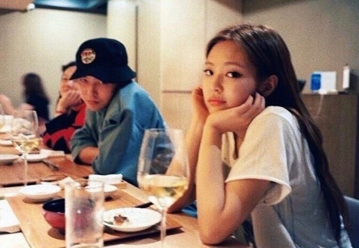 Công ty quản lý của G-Dragon (BigBang) đính chính về tin đồn với Sana (Twice)- Ảnh 5. Công ty quản lý của G-Dragon (BigBang) đính chính về tin đồn với Sana (Twice)- Ảnh 5.
