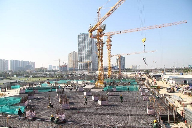 Cạn vật liệu, thiếu nhân công: Nhà thầu xây dựng điêu đứng, chủ đầu tư lao đao- Ảnh 2. Ảnh minh hoạ. (Nguồn: Internet)