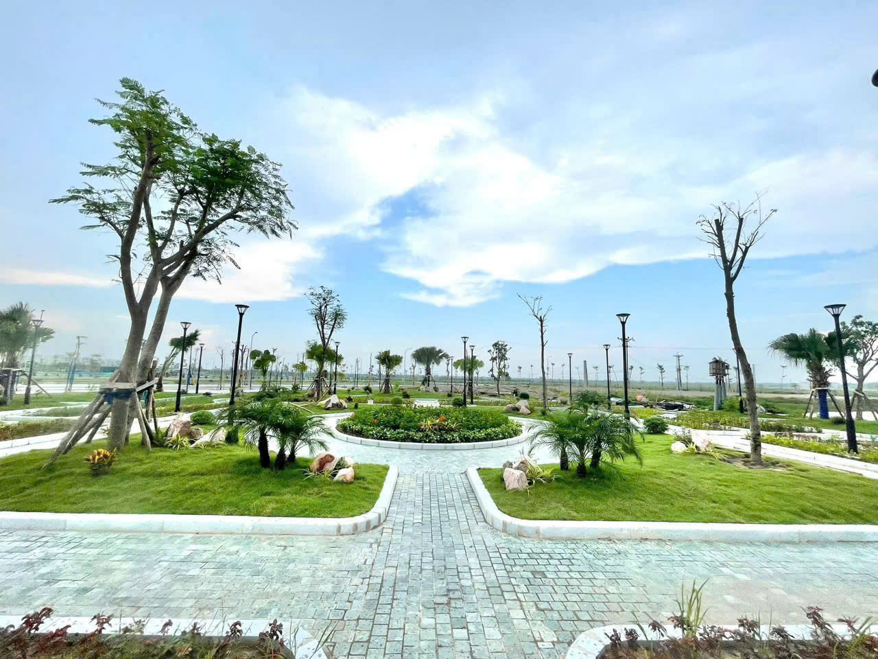 Công ty CP Đầu tư Phát triển Nhà và Hạ tầng đô thị HUDIC khẳng định vị thế dẫn đầu- Ảnh 4. Công ty CP Đầu tư Phát triển Nhà và Hạ tầng đô thị HUDIC khẳng định vị thế dẫn đầu- Ảnh 4.