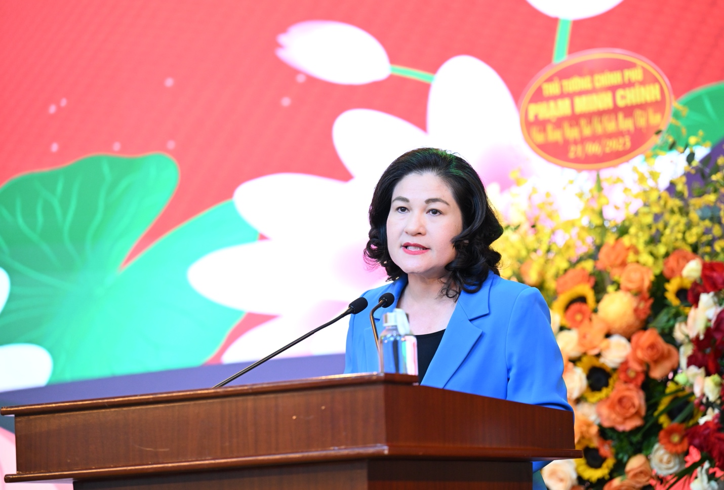 Bộ Nội vụ ra mắt báo in Nội vụ và Xã hội- Ảnh 1. Bộ Nội vụ ra mắt báo in Nội vụ và Xã hội- Ảnh 1.