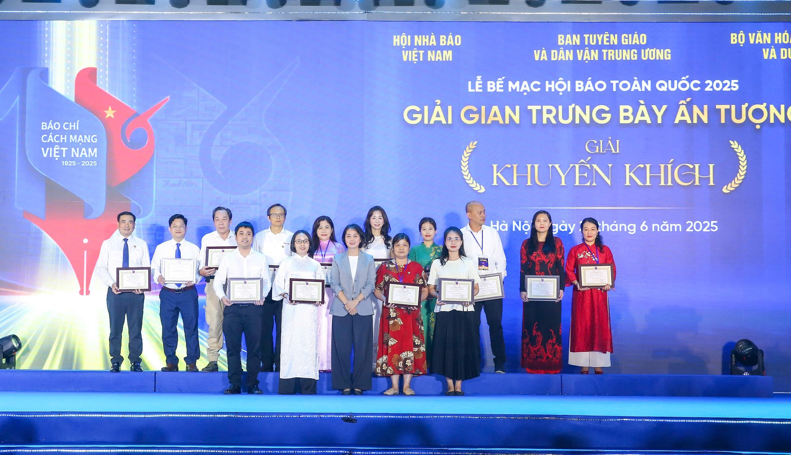 Báo Xây dựng giành 2 giải thưởng tại Hội Báo toàn quốc năm 2025- Ảnh 2. Báo Xây dựng giành 2 giải thưởng tại Hội Báo toàn quốc năm 2025- Ảnh 2.