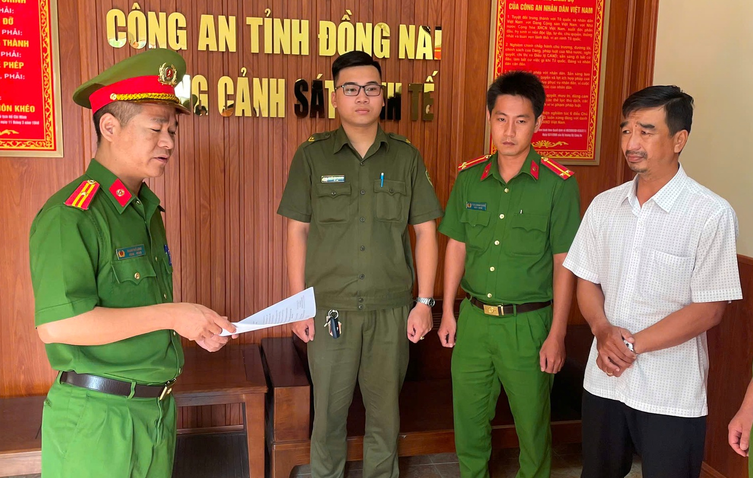 Bắt tạm giam nhân viên điện lực lừa đảo hơn 600 triệu đồng thi công đường điện- Ảnh 1. Bắt tạm giam nhân viên điện lực lừa đảo hơn 600 triệu đồng thi công đường điện- Ảnh 1.