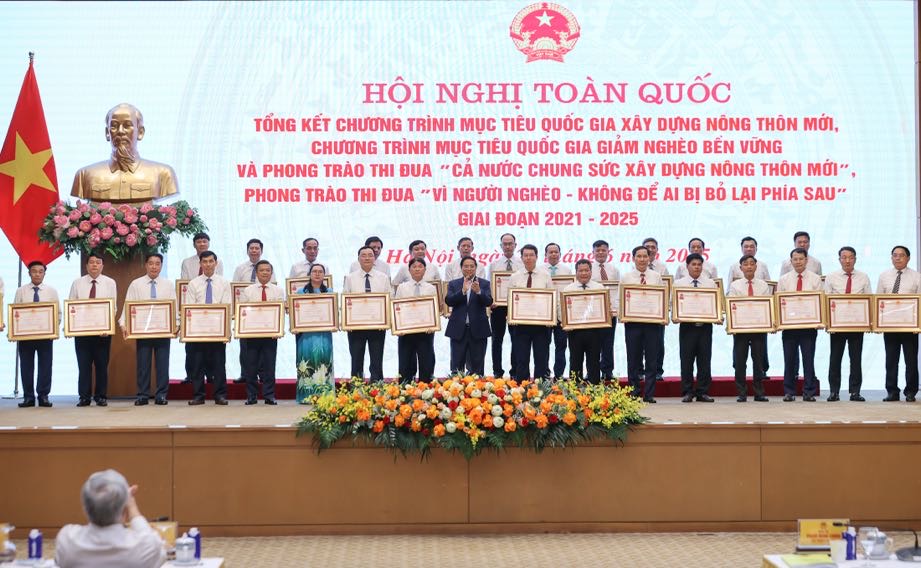 Hoàn thiện chính sách, chuẩn bị giai đoạn mới xây dựng nông thôn mới, giảm nghèo bền vững- Ảnh 3. Hoàn thiện chính sách, chuẩn bị giai đoạn mới xây dựng nông thôn mới, giảm nghèo bền vững- Ảnh 3.