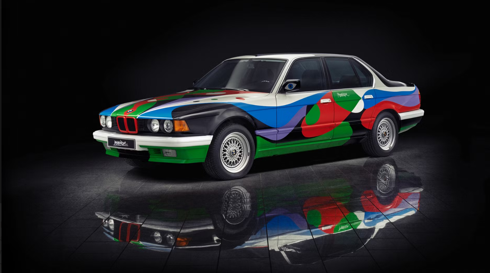 BMW trưng bày dàn xe nghệ thuật nhân sự kiện đặc biệt- Ảnh 3. BMW trưng bày dàn xe nghệ thuật nhân sự kiện đặc biệt- Ảnh 3.