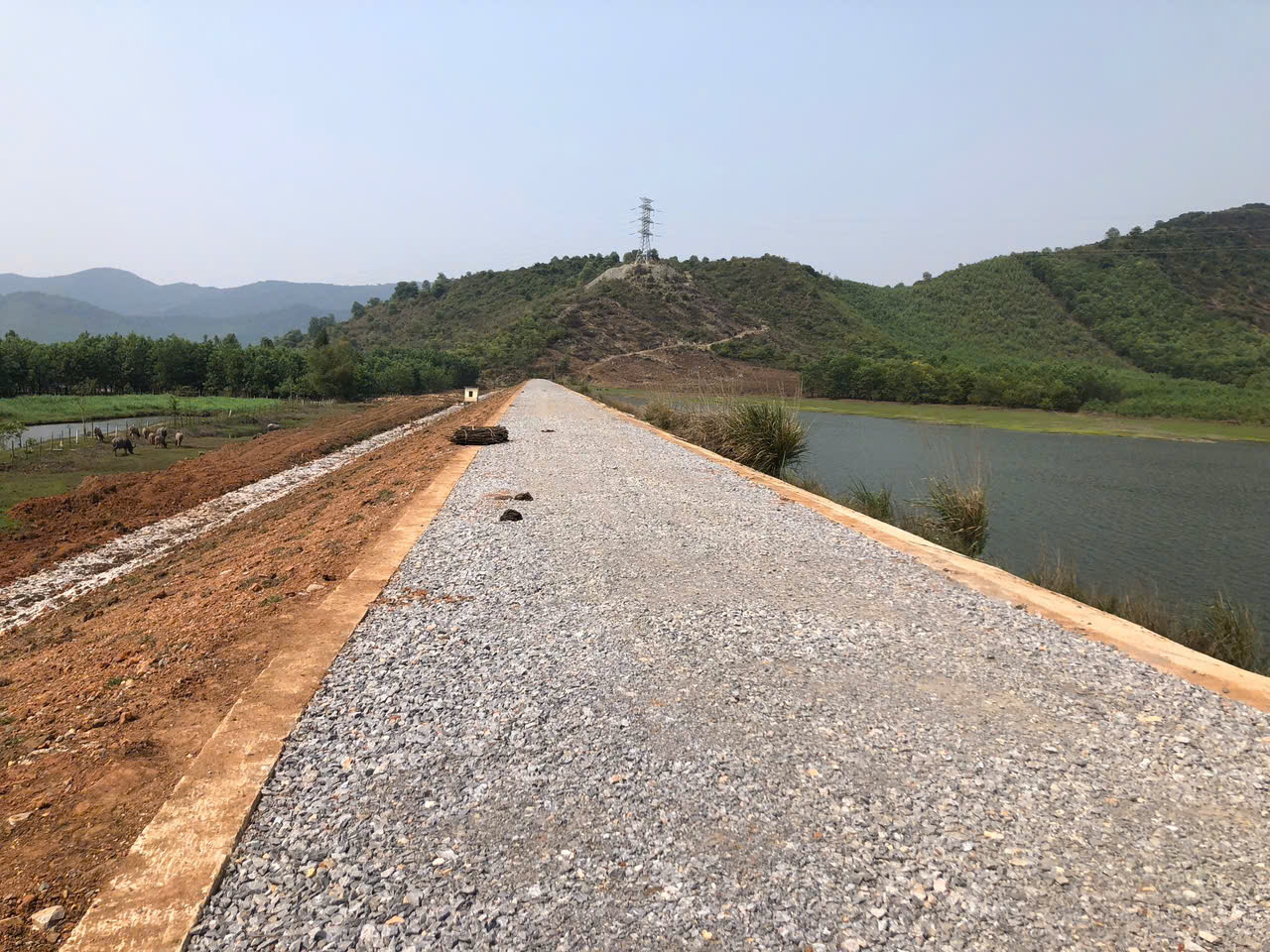 Thanh Hóa tăng tốc sửa chữa, nâng cấp hồ đập trước mùa mưa lũ- Ảnh 3. Thanh Hóa tăng tốc sửa chữa, nâng cấp hồ đập trước mùa mưa lũ- Ảnh 3.