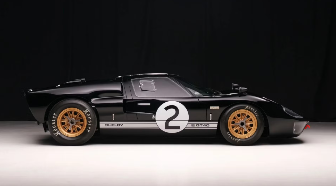 Ford GT40 phiên bản đặc biệt lên sàn đấu giá- Ảnh 1. Ford GT40 phiên bản đặc biệt lên sàn đấu giá- Ảnh 1.