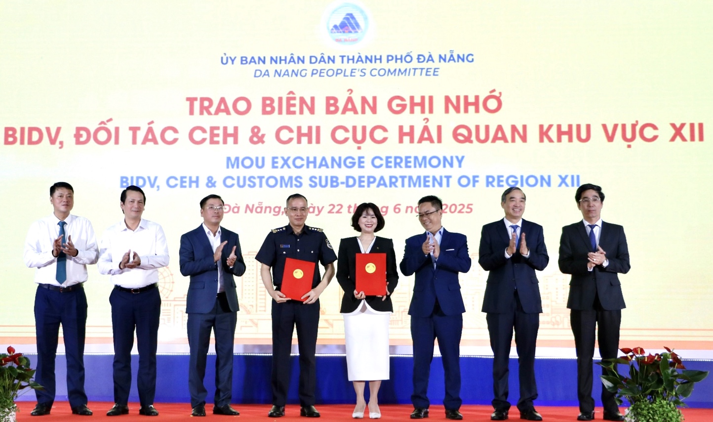 BIDV triển khai các giải pháp tài chính, công nghệ cho Khu thương mại tự do Đà Nẵng- Ảnh 2. BIDV triển khai các giải pháp tài chính, công nghệ cho Khu thương mại tự do Đà Nẵng- Ảnh 2.