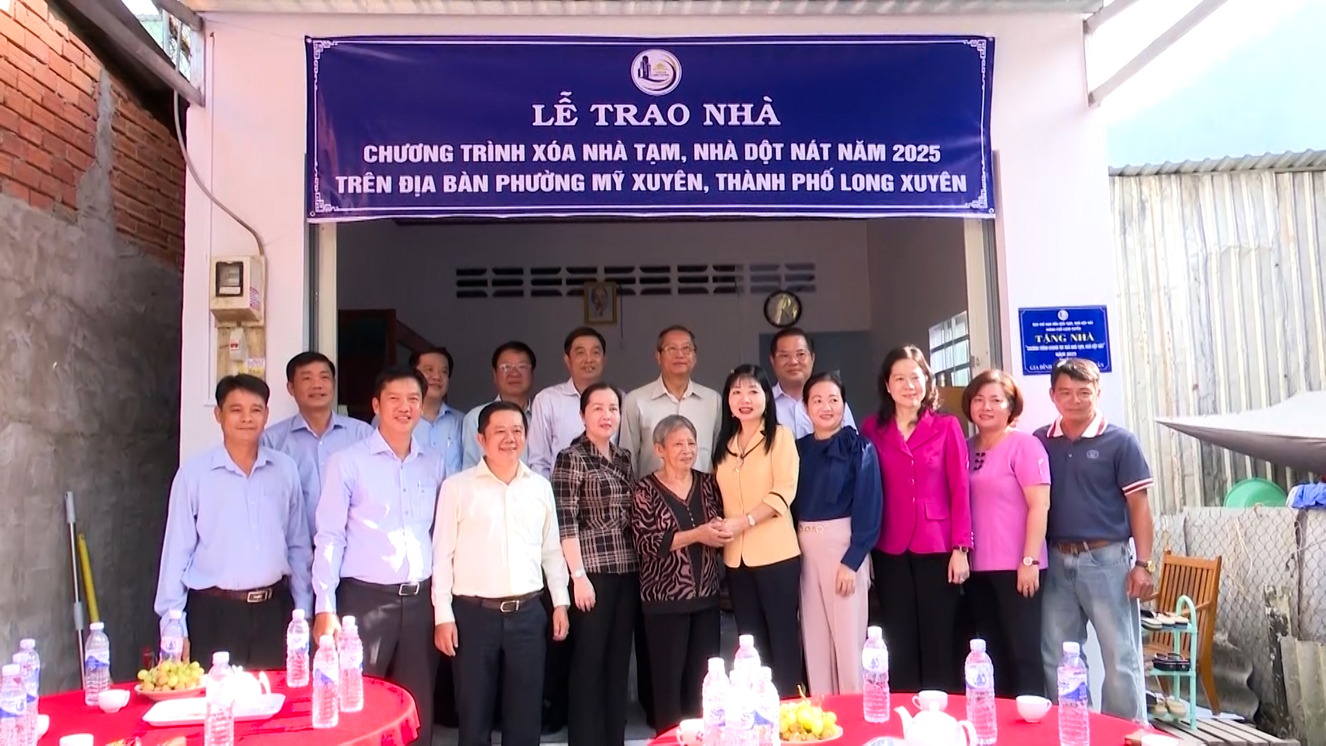 An Giang: 207 tỷ đồng xây mới, sửa chữa 3.135 căn nhà tạm, nhà dột nát- Ảnh 2. An Giang: 207 tỷ đồng xây mới, sửa chữa 3.135 căn nhà tạm, nhà dột nát- Ảnh 2.