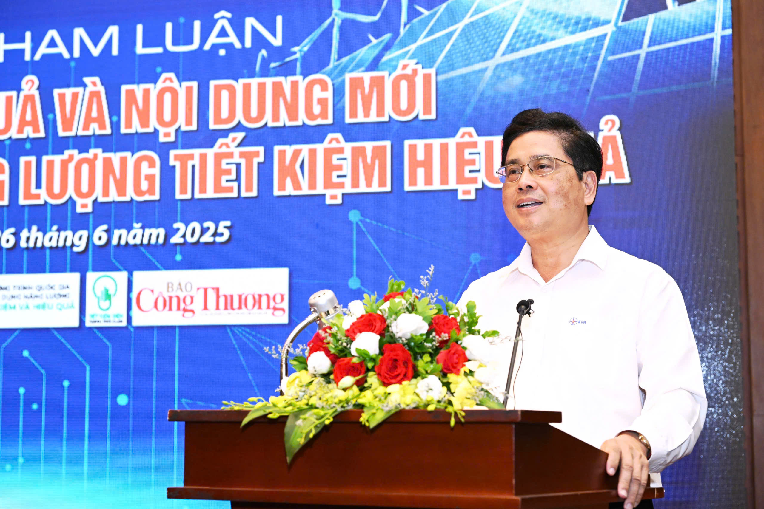 Quy hoạch yêu cầu có nguồn điện 7.000MW/năm, thực tế chỉ làm được 3.360MW- Ảnh 1. Quy hoạch yêu cầu có nguồn điện 7.000MW/năm, thực tế chỉ làm được 3.360MW- Ảnh 1.
