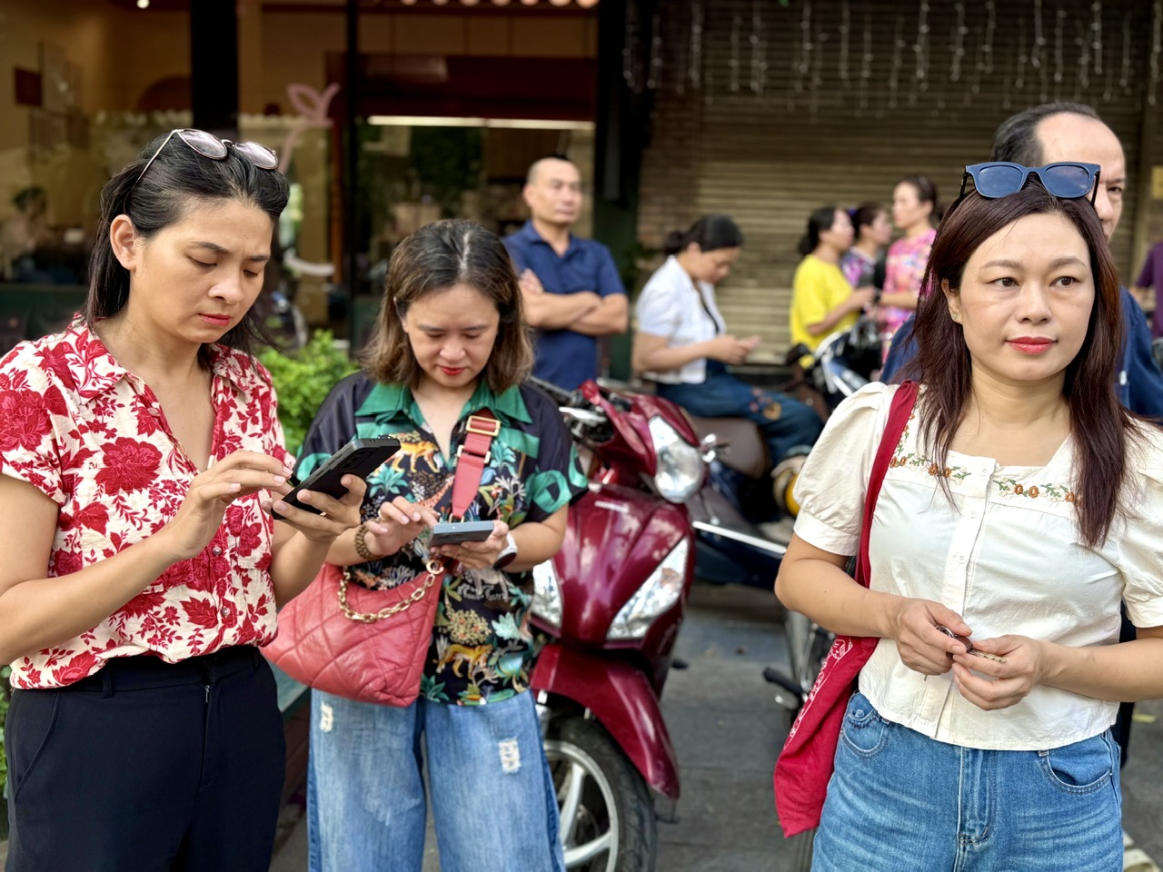 Hơn 1,15 triệu thí sinh bước vào kỳ thi THPT 2025- Ảnh 3. Hơn 1,15 triệu thí sinh bước vào kỳ thi THPT 2025- Ảnh 3.