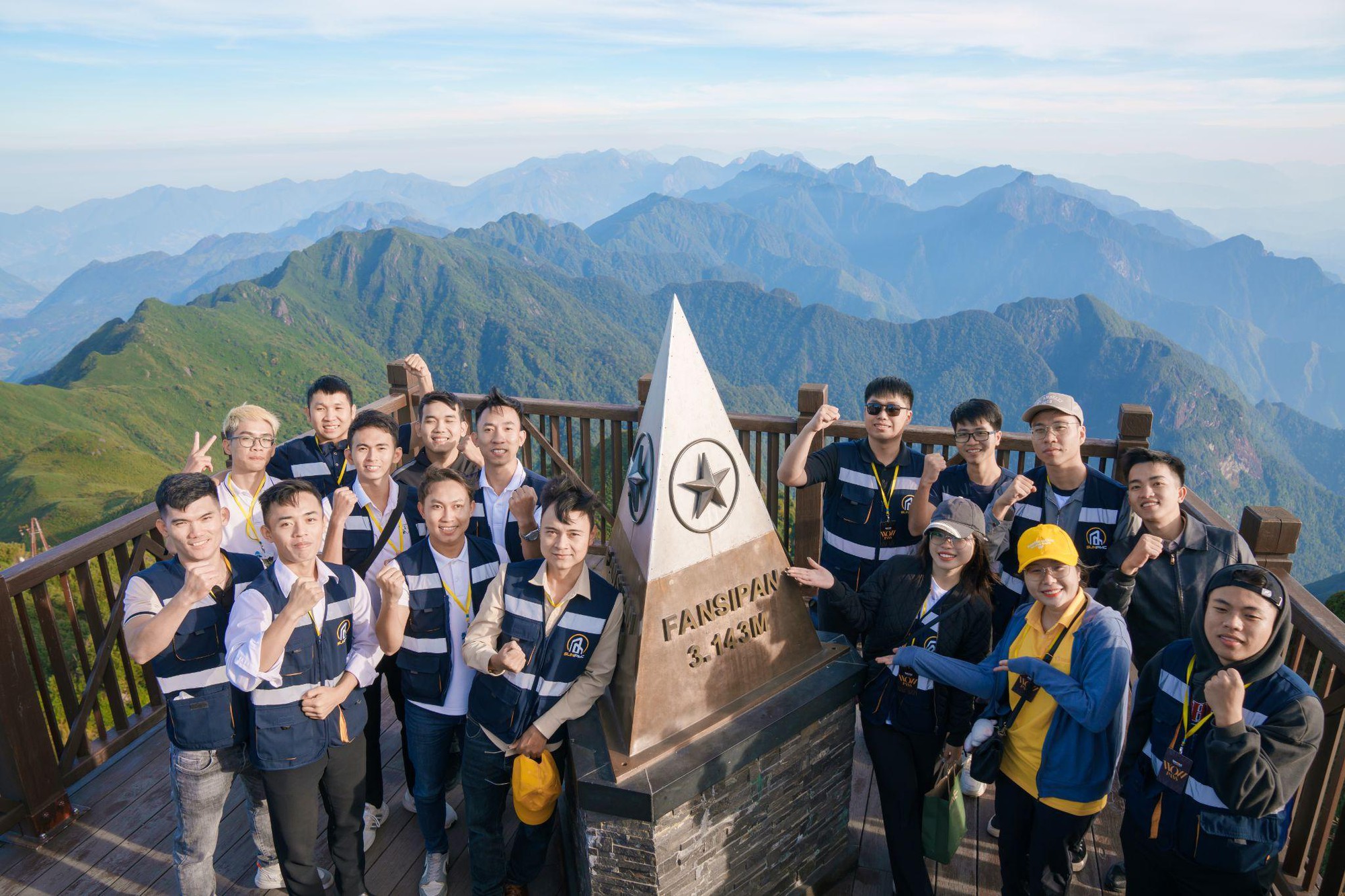 Đại học Quốc gia Hà Nội ký kết hợp tác với Sun Group trong đào tạo và xây dựng chiến lược- Ảnh 2.