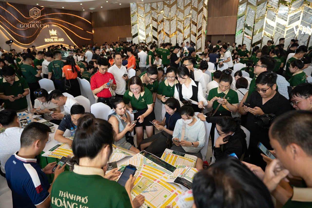VHS Group bùng nổ tại cuộc đua khớp căn nghẹt thở tại Vinhomes Golden City- Ảnh 3. VHS Group bùng nổ tại cuộc đua khớp căn nghẹt thở tại Vinhomes Golden City- Ảnh 3.
