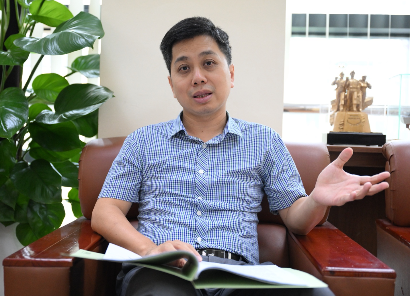 Tăng lương: Không chỉ "tối thiểu" mà phải "đủ sống”- Ảnh 1. Tăng lương: Không chỉ "tối thiểu" mà phải "đủ sống”- Ảnh 1.