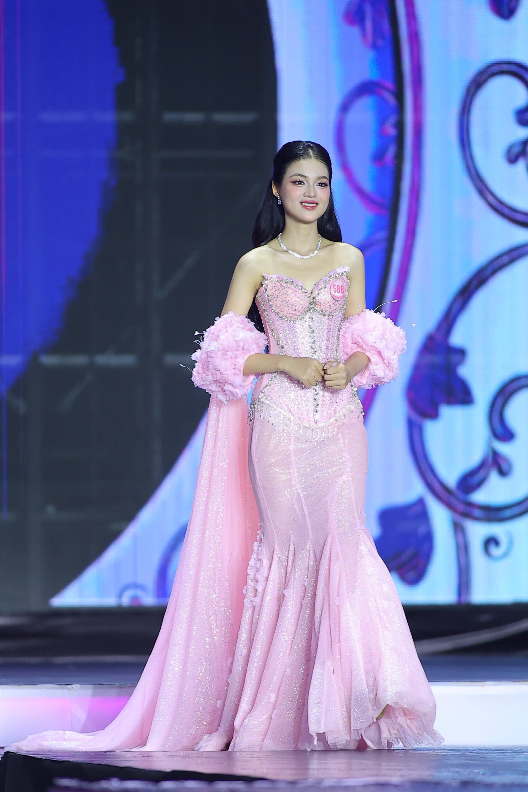 Hoa hậu Việt Nam 2024: Top 10 lộ diện sau màn thi Trang phục Dạ hội- Ảnh 23.
