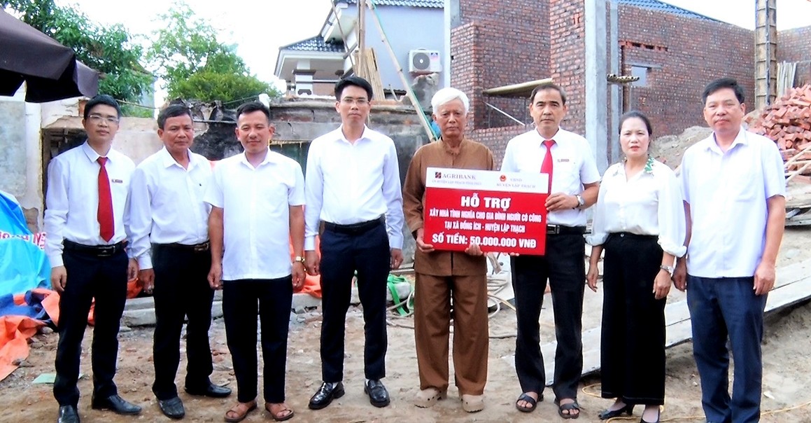 Vĩnh Phúc quan tâm xây dựng nhà ở cho người có công- Ảnh 2. Vĩnh Phúc quan tâm xây dựng nhà ở cho người có công- Ảnh 2.