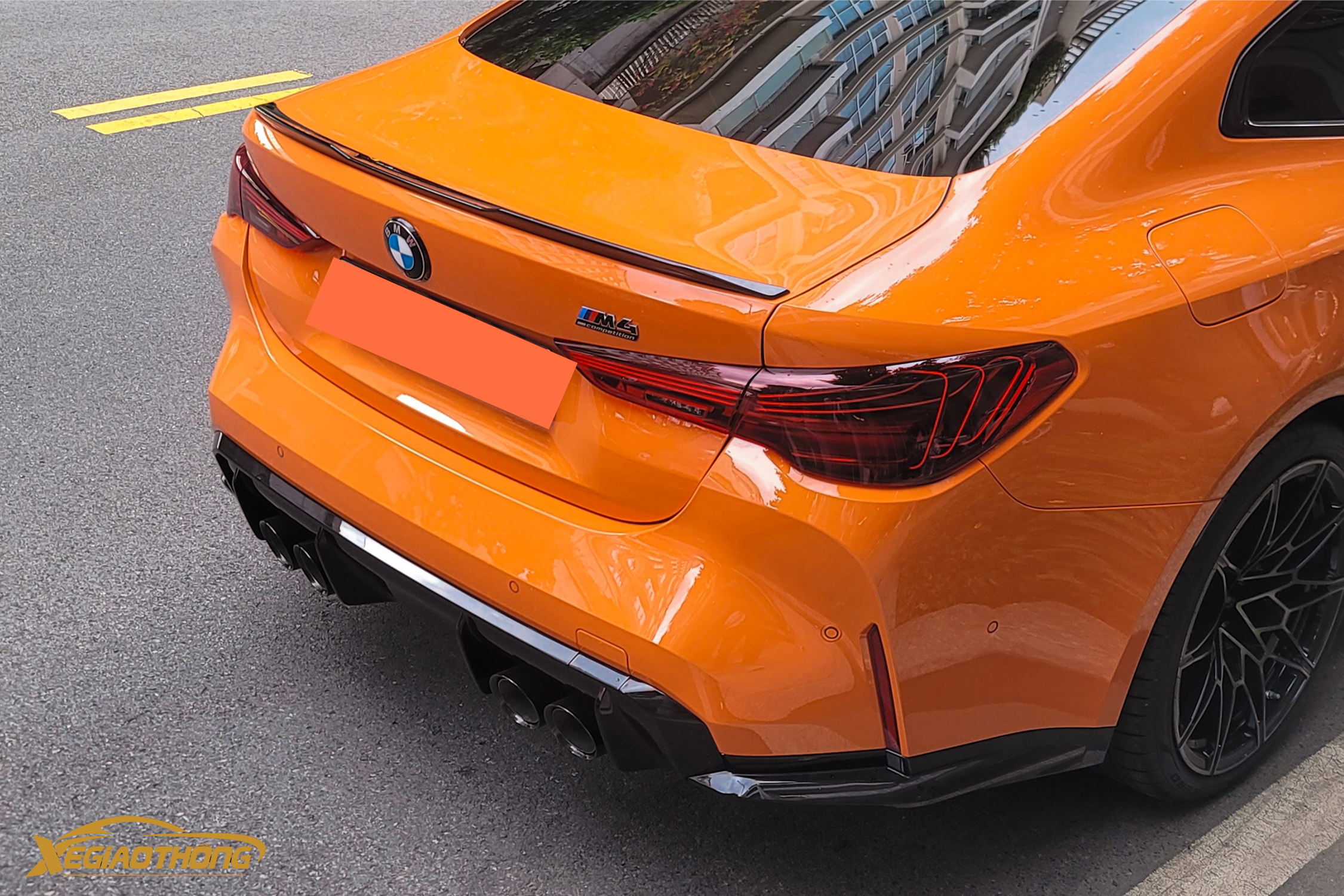 Cận cảnh xe thể thao BMW M4 2025 đầu tiên tại Việt Nam- Ảnh 7. Cận cảnh xe thể thao BMW M4 2025 đầu tiên tại Việt Nam- Ảnh 7.