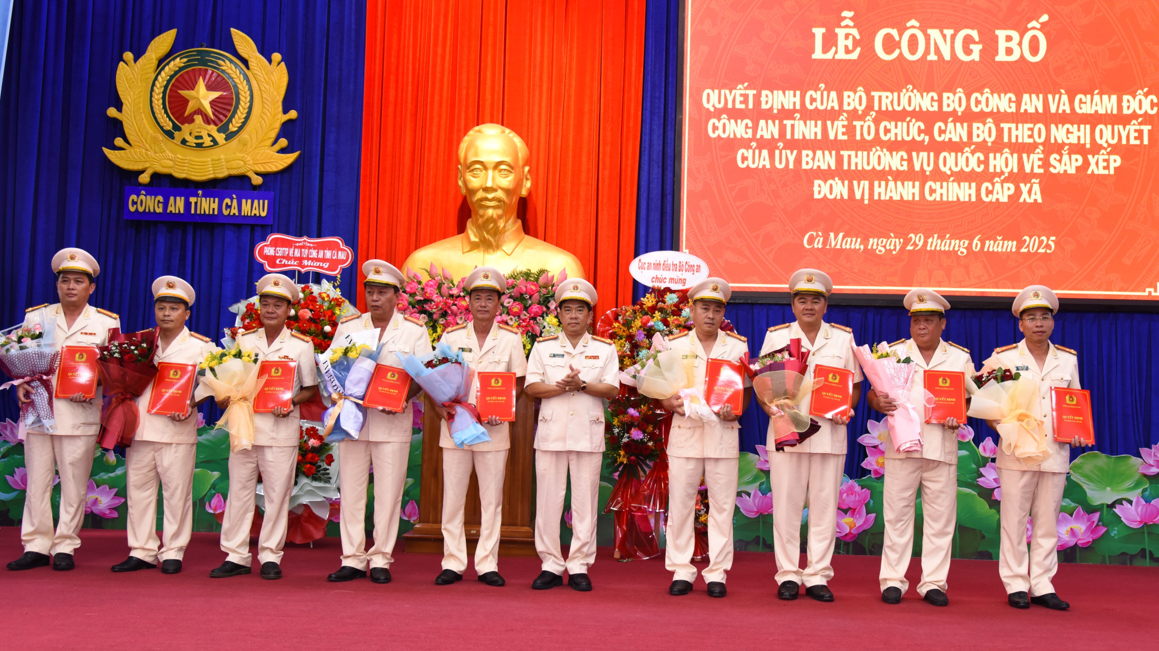 Sáu Phó giám đốc Công an tỉnh Cà Mau sau sáp nhập- Ảnh 2. Sáu Phó giám đốc Công an tỉnh Cà Mau sau sáp nhập- Ảnh 2.